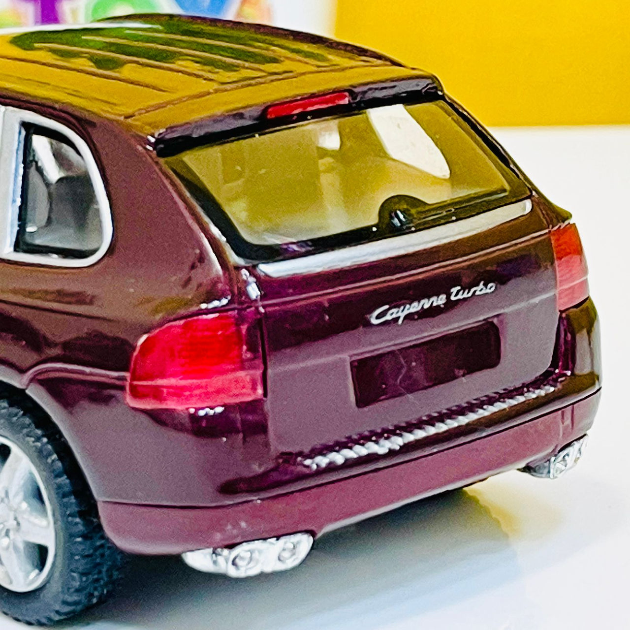 Kinsmart Porsche Cayenne Turbo Diecast Model