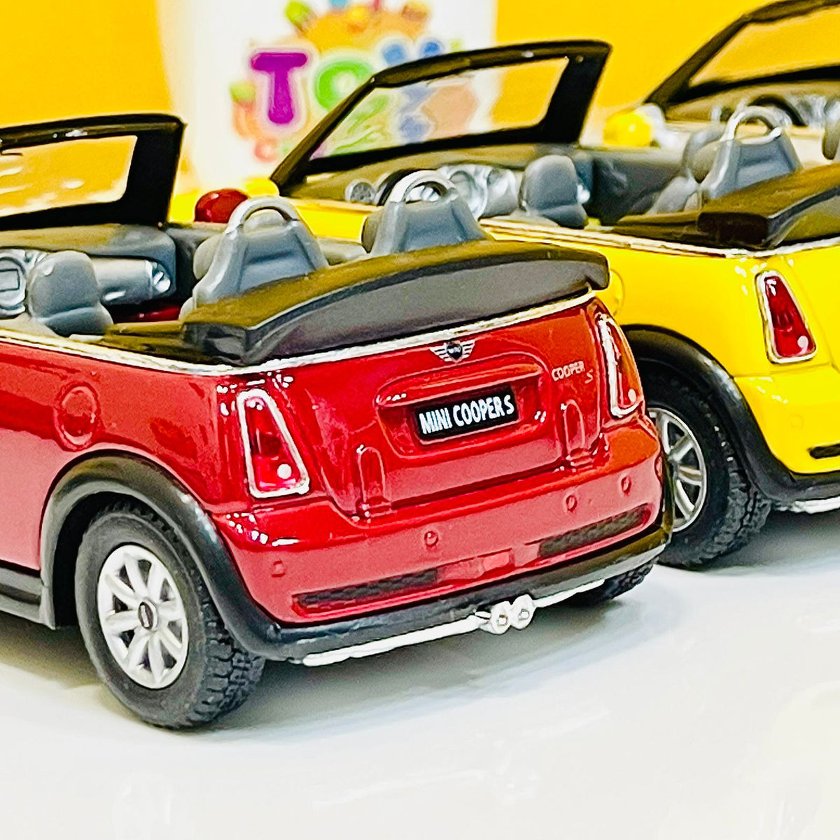 Kinsmart Metal Body 1:28 Mini Cooper S - Convertible