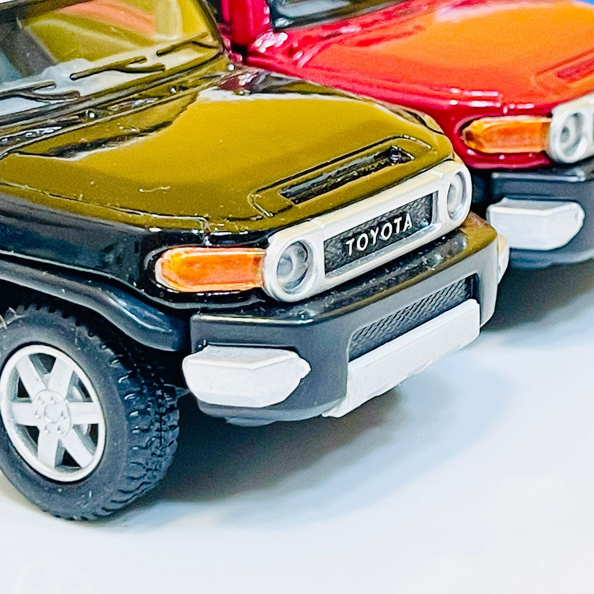Kinsmart Metal Body Toyota FJ Cruiser