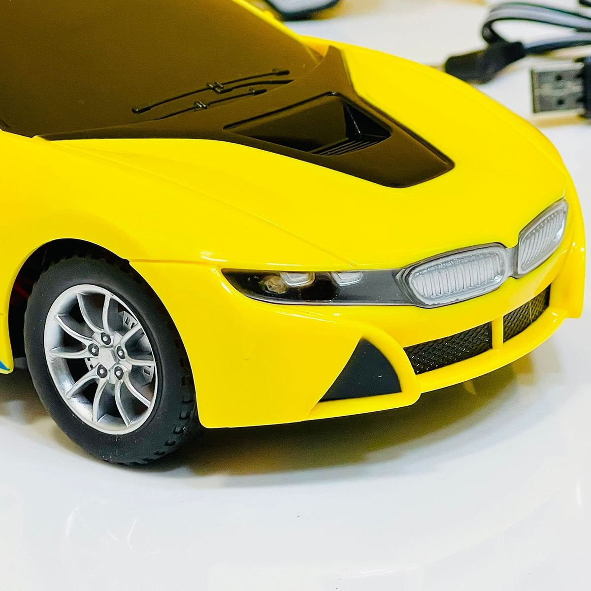 RC Racing Car with Flashing Lights