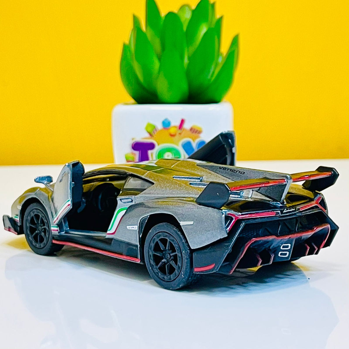 Kinsmart Lamborghini Veneno