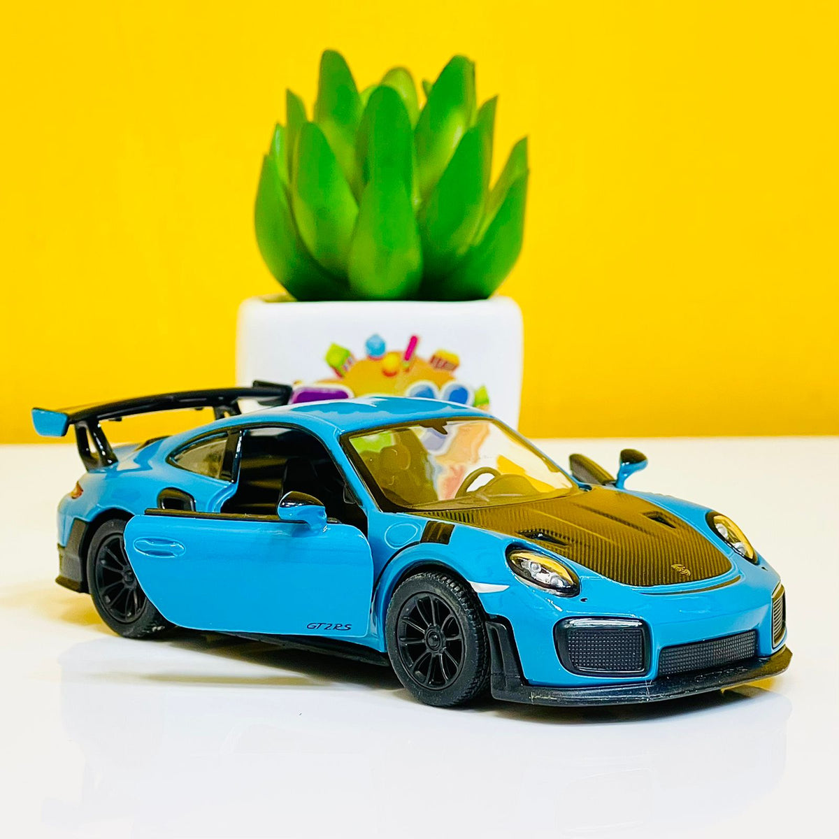 Kinsmart Metal Body Porsche 911 GT2 RS