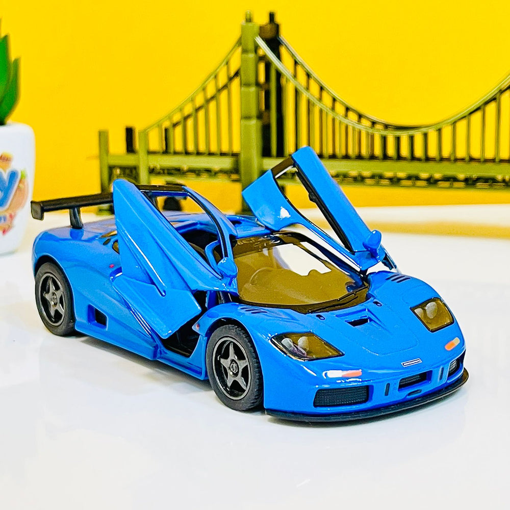 Kinsmart 1995 McLaren F1 GTR