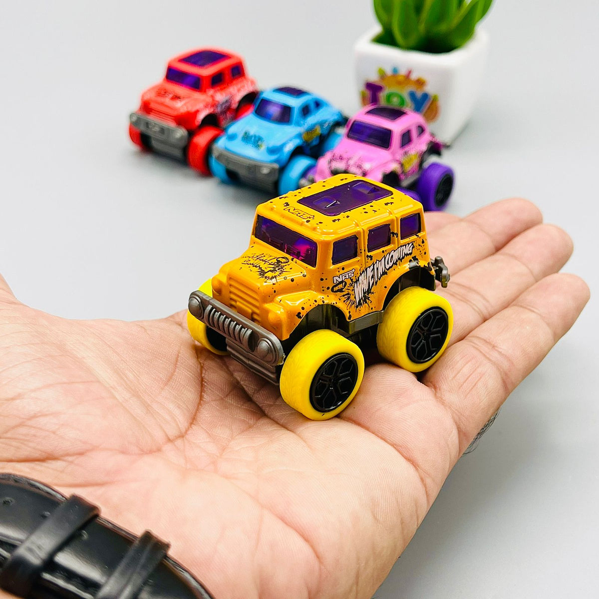 Super Metal Mini Monster Trucks