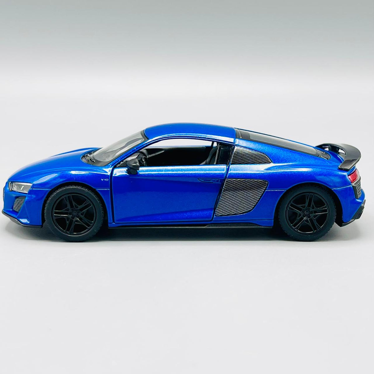 Kinsmart Metal Body 2020 Audi R8 Coupe