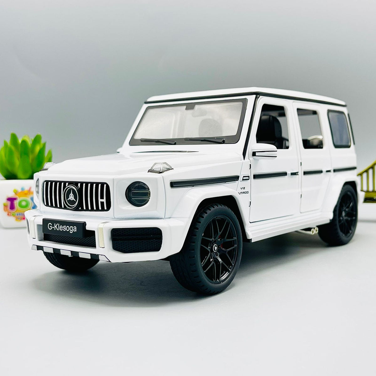 1:18 Scale Diecast Benz G63 V12 Turbo