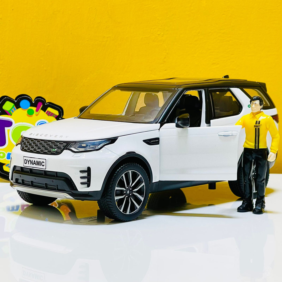 1:24 Diecast Land Rover Discovery Dynamic SE