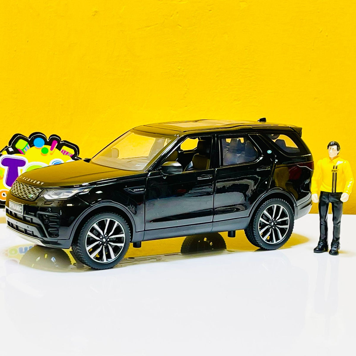 1:24 Diecast Land Rover Discovery Dynamic SE