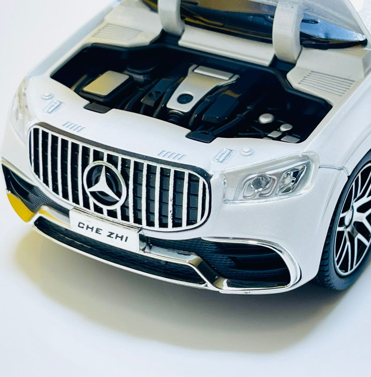 1:24 Diecast Mercedes Benz AMG GLS63