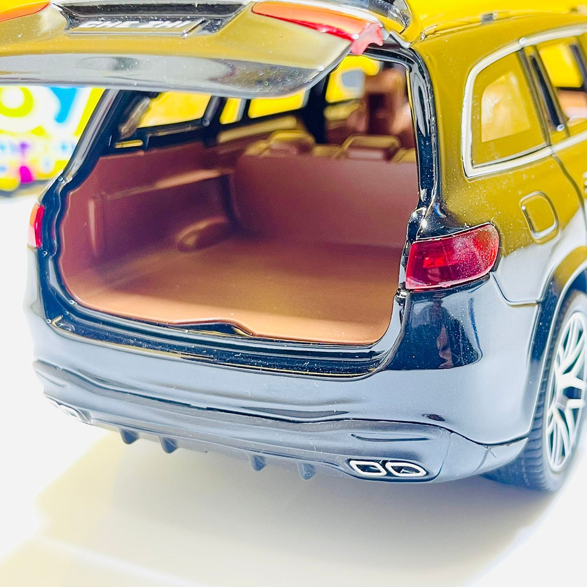 1:24 Diecast Mercedes Benz AMG GLS63