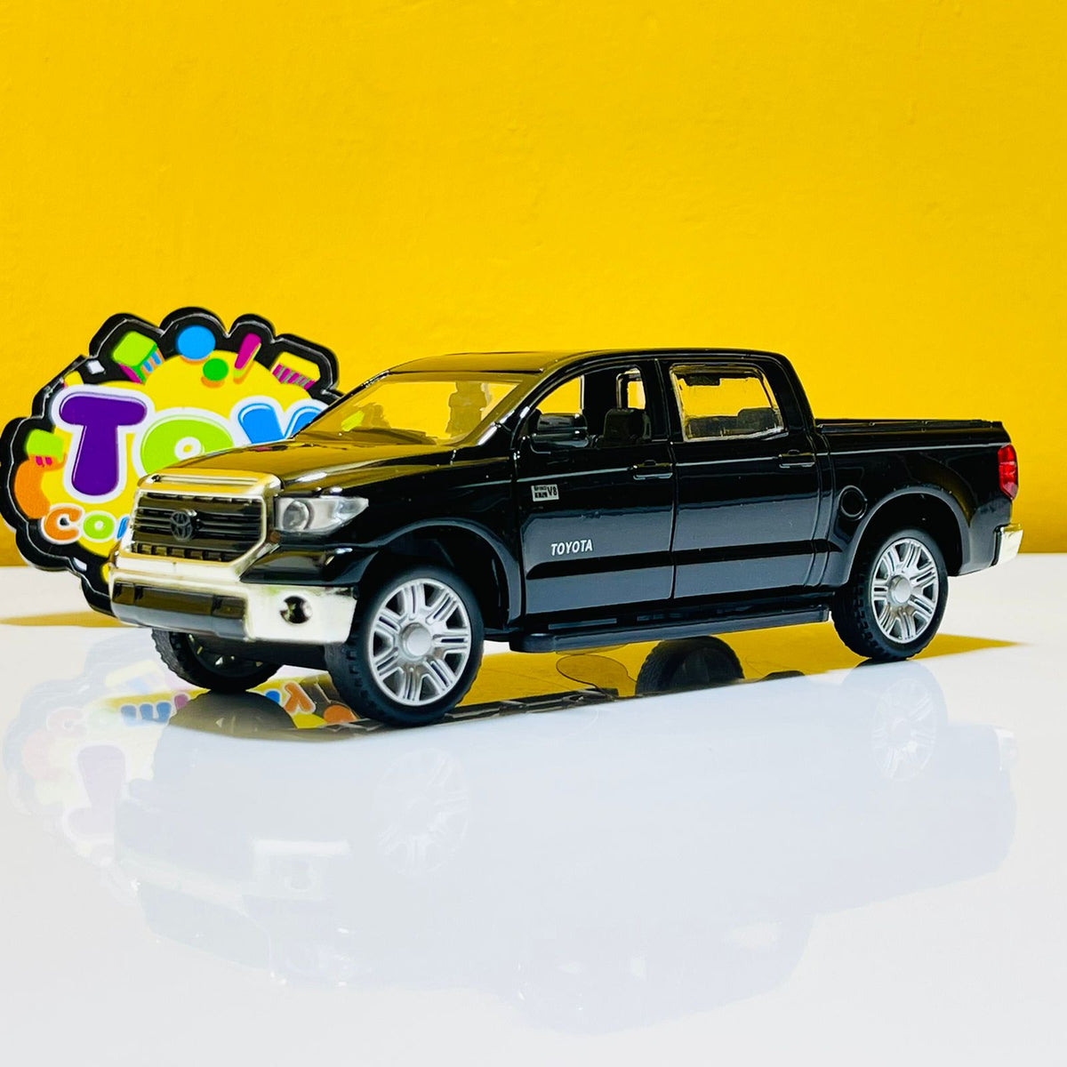 1:32 Diecast Toyota Tundra