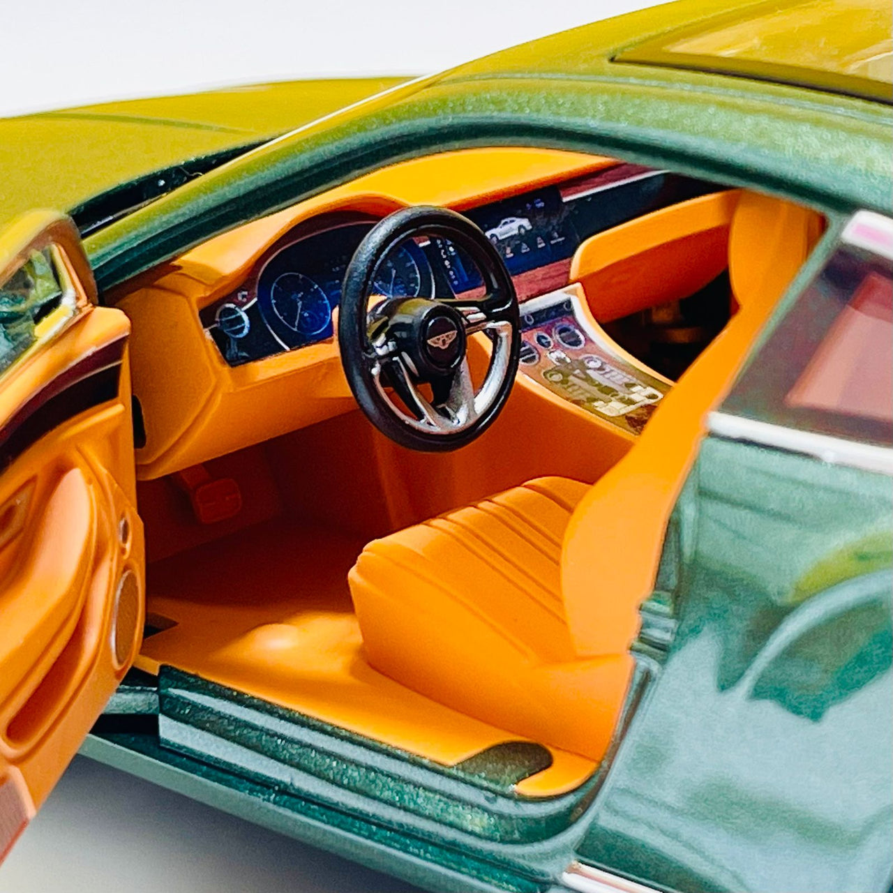 1:24 Diecast Bentley Continental Model Car