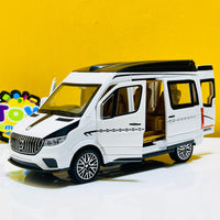1:24 Diecast Mercedes Benz Sprinter MPV Van
