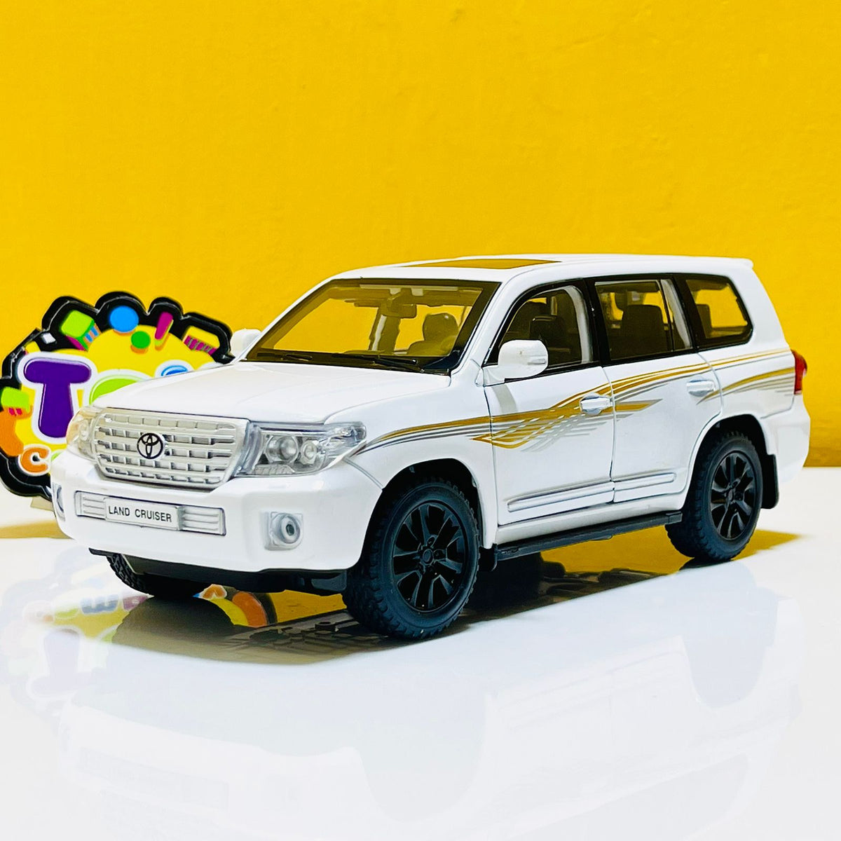 1:24 Scale Diecast Land Cruiser ZX - Licensed Model