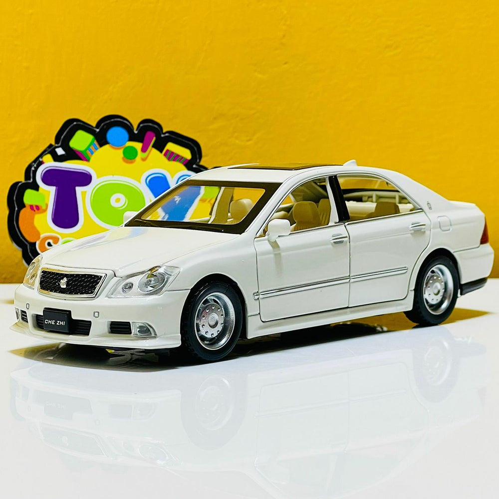 1:32 Diecast Toyota Crown