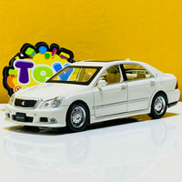 1:32 Diecast Toyota Crown Model Car