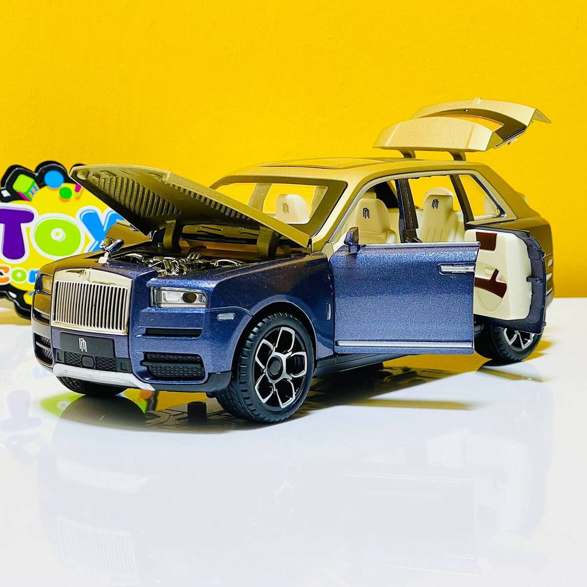 1:24 Diecast Rolls Royce Cullinan Mansory