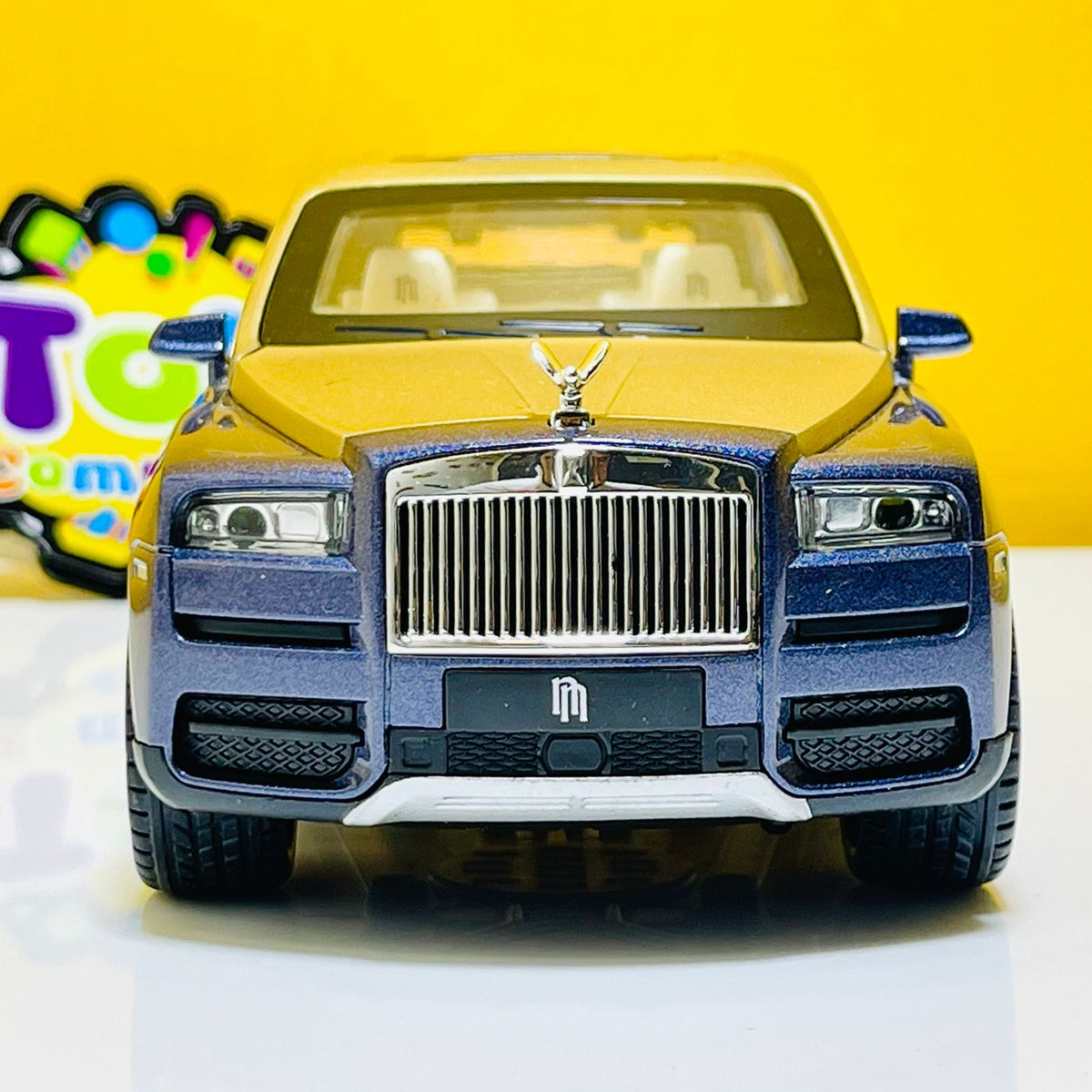 1:24 Diecast Rolls Royce Cullinan Mansory