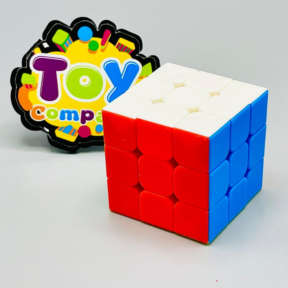 High Speed 3 x 3 Rubiks Cube