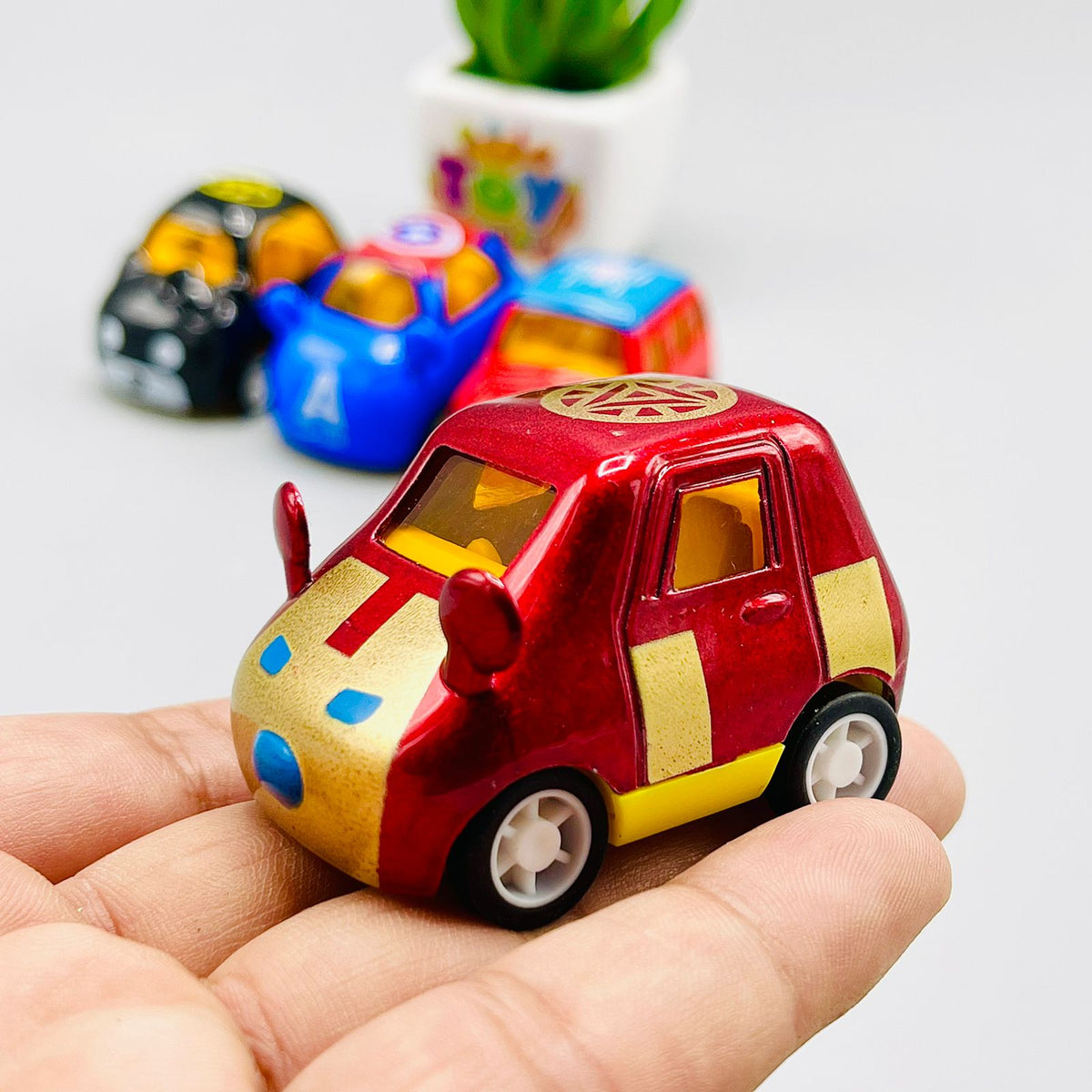 Miniature Metal Avengers Series Car