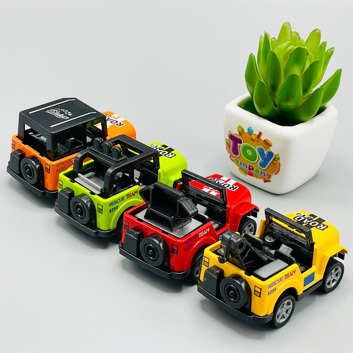 Miniature Metal Jeep Safari Pull Back Car