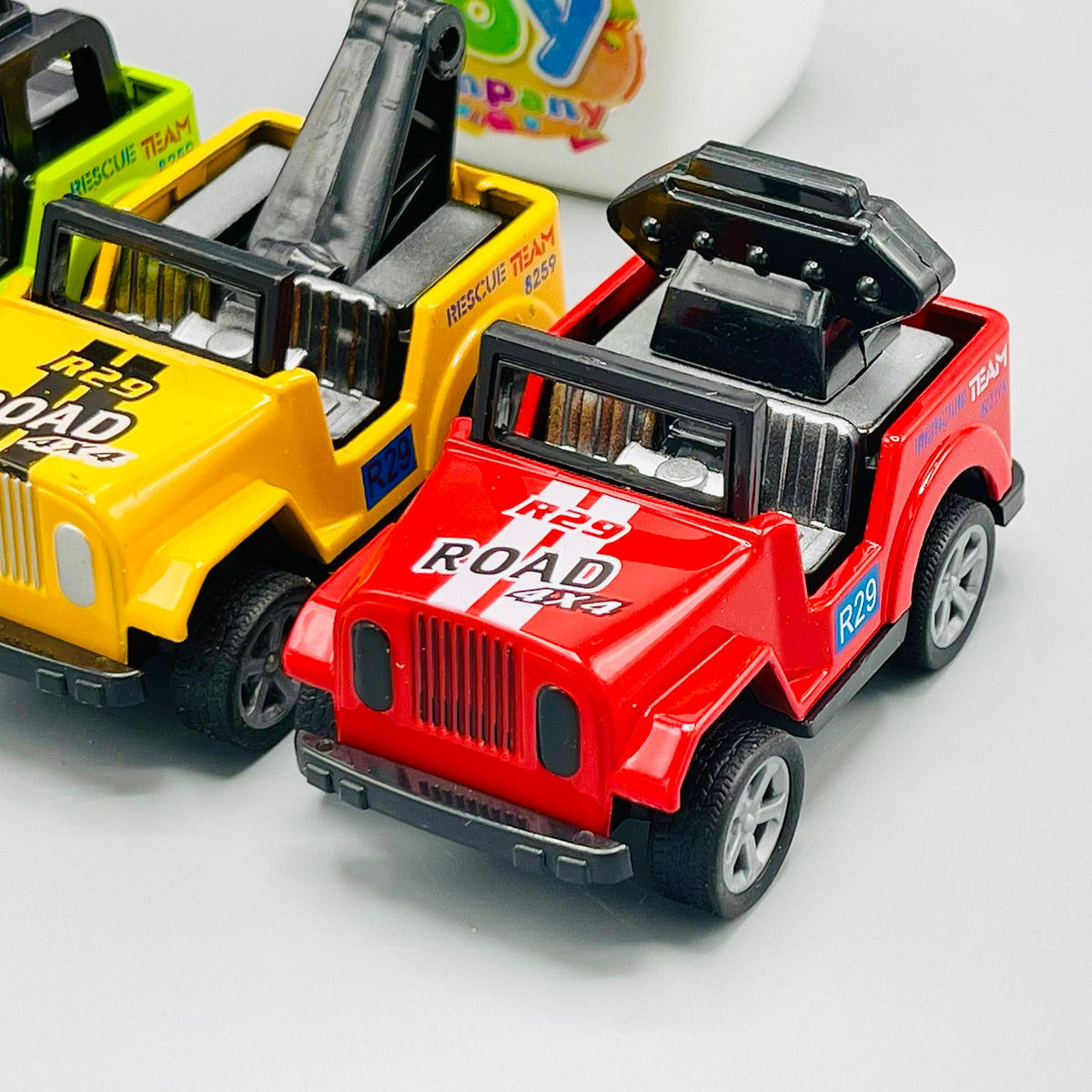 Miniature Metal Jeep Safari Pull Back Car