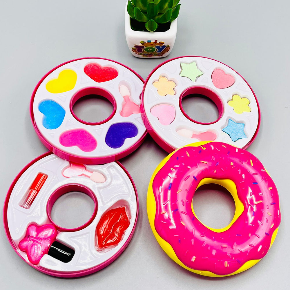 Donut Shaped Makeup Set