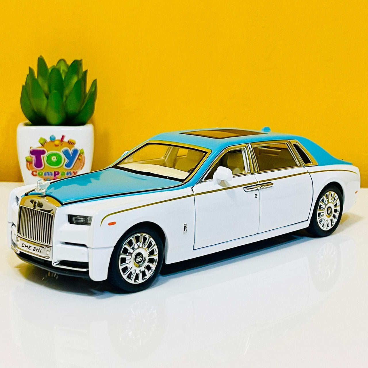 1:24 Scale Diecast Rolls Royce Phantom Mansory