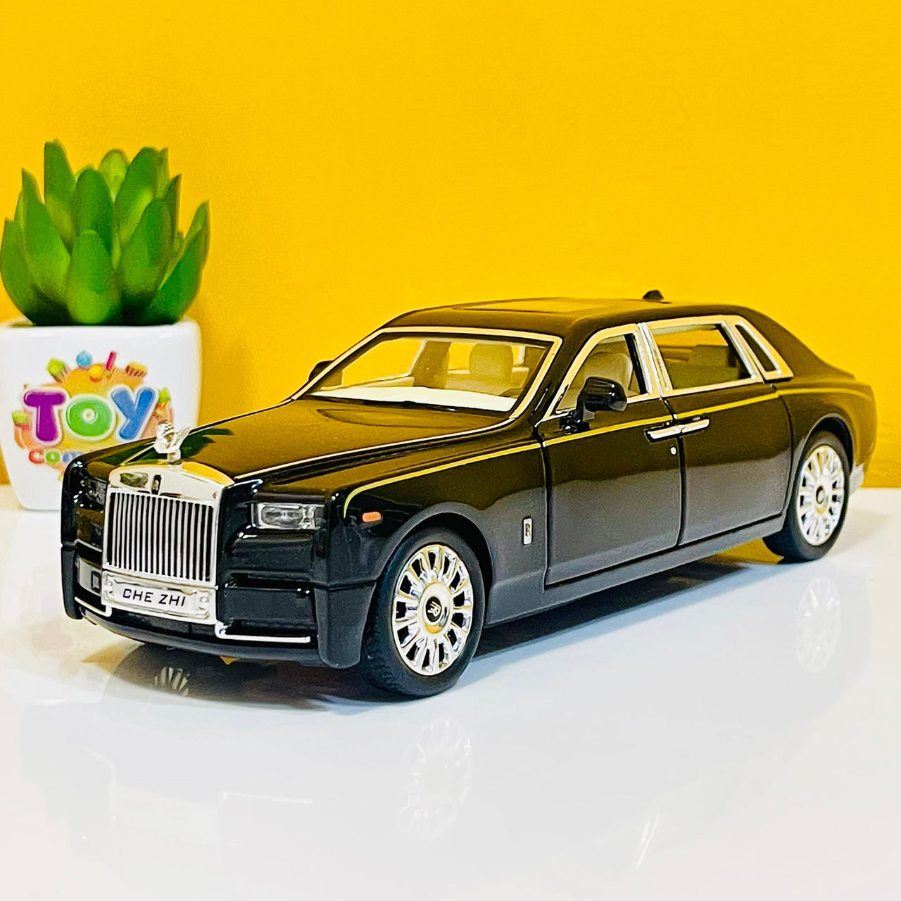 1:24 Scale Diecast Rolls Royce Phantom Mansory