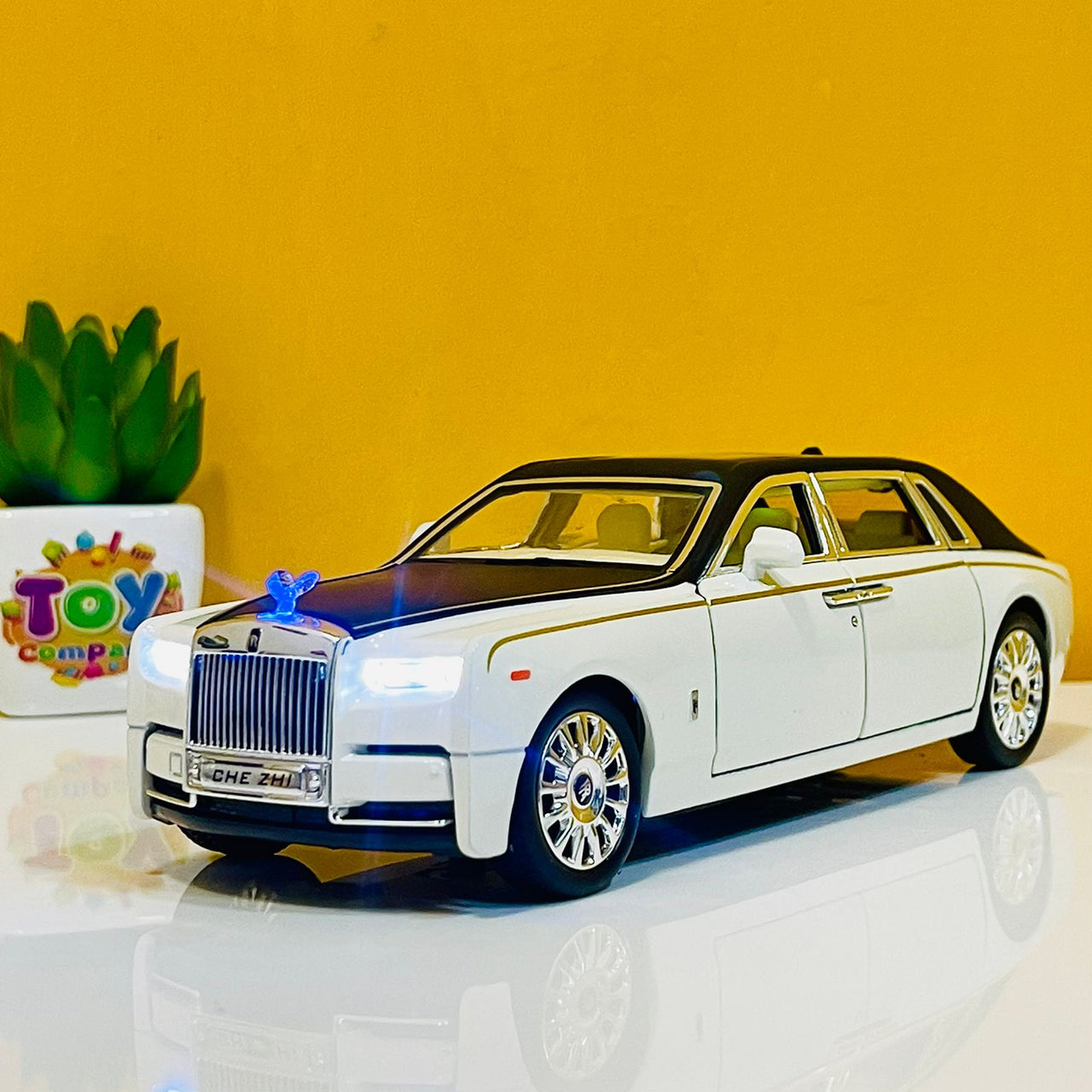 1:24 Scale Diecast Rolls Royce Phantom Mansory