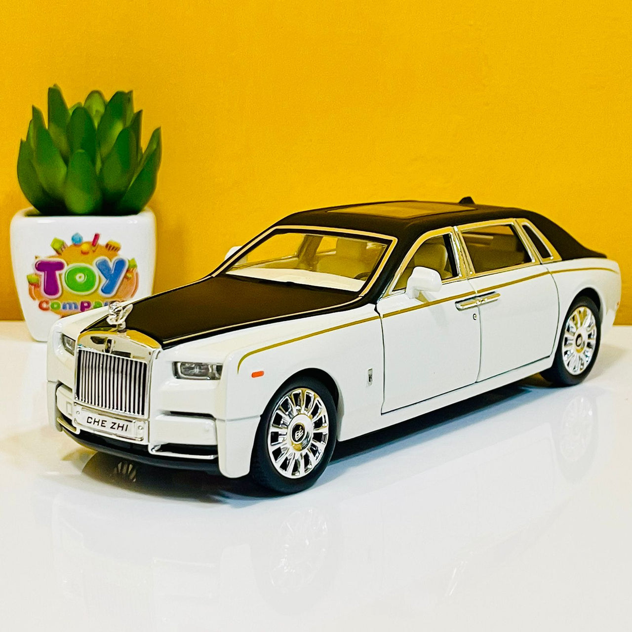 1:24 Scale Diecast Rolls Royce Phantom Mansory