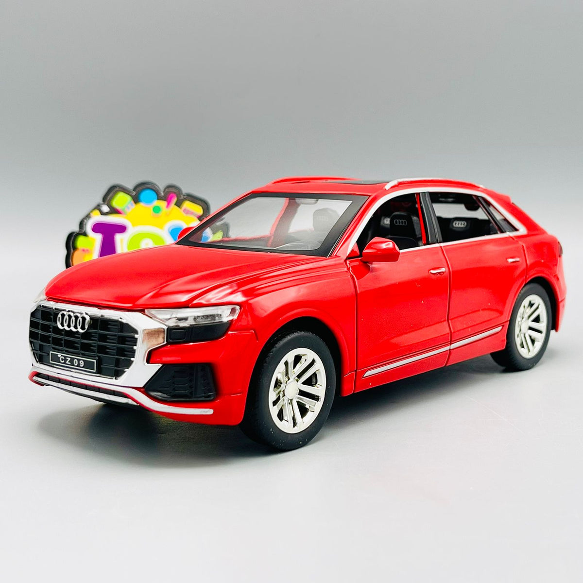 1:24 Scale Diecast Audi Q8