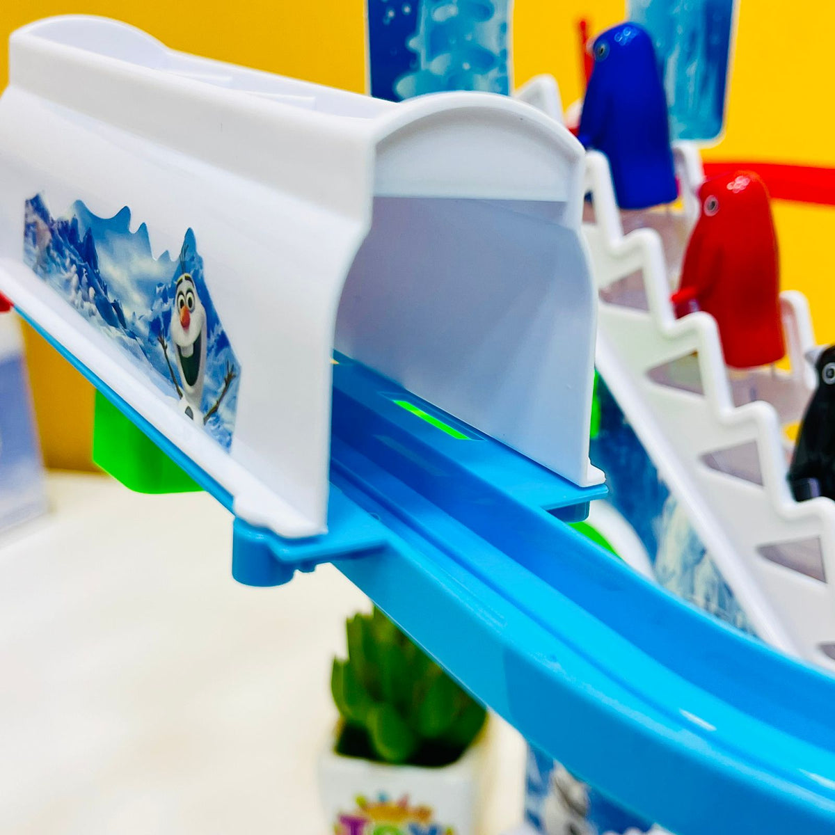 Penguin Chase & Race Track Set - Large