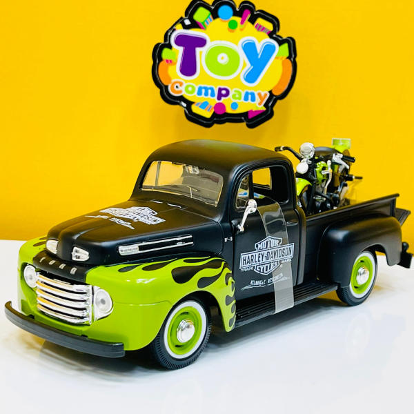 1/24 Maisto 1948 Ford F1 Pick-up with Motorcycle