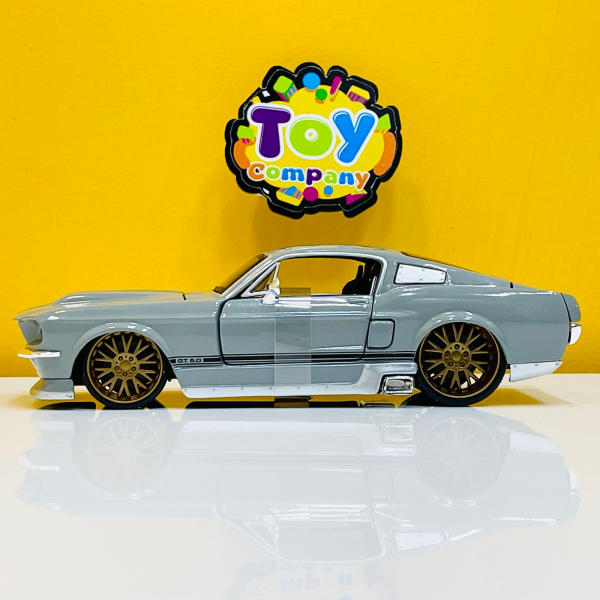 Maisto 1/24 Classic Muscle 1967 Ford Mustang