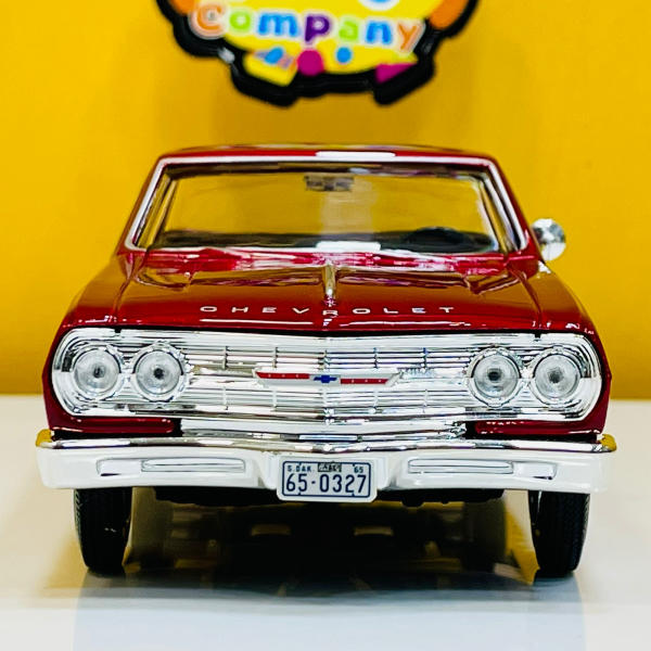 Maisto Diecast 1965 Classic Chevrolet EL Camino