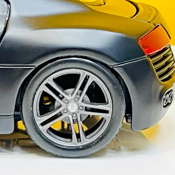 Maisto Diecast 1:24 Audi R8