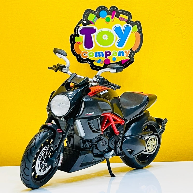 Original Maisto Diecast 1:12 Ducati Diavel Carbon