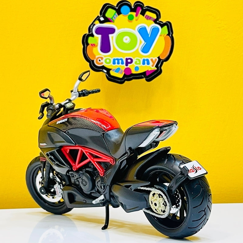 Original Maisto Diecast 1:12 Ducati Diavel Carbon