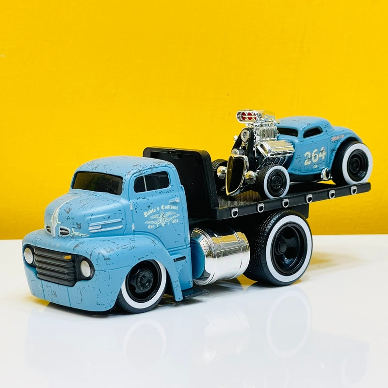 Maisto Diecast 1950 Ford Flatbed with 1933 Ford Coupe