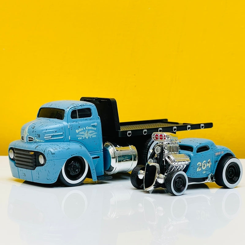 Maisto Diecast 1950 Ford Flatbed with 1933 Ford Coupe