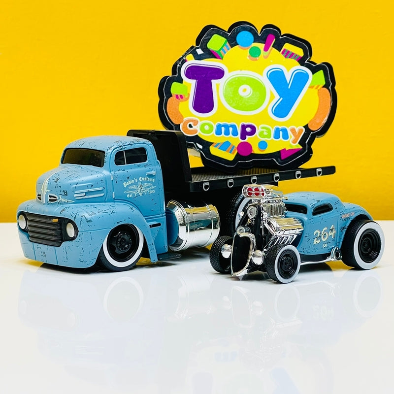 Maisto Diecast 1950 Ford Flatbed with 1933 Ford Coupe