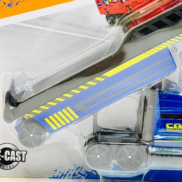 Maisto Diecast Flat Bed Highway Hauler