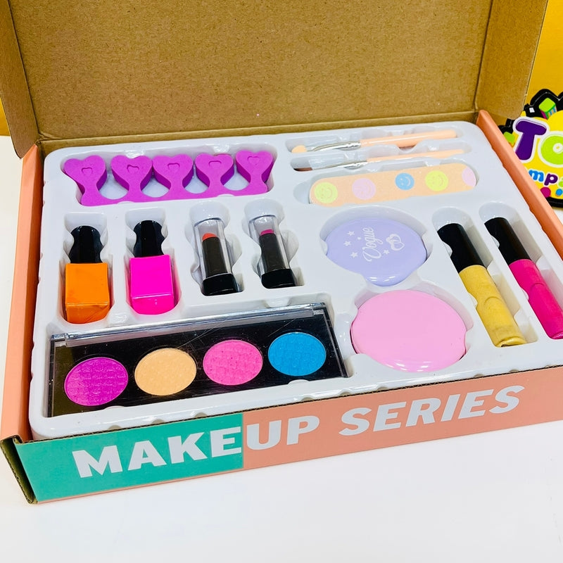 Non-Toxic Washable Realistic Makeup Set