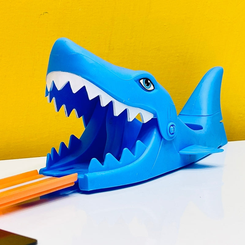 Hot Wheel Dolphin Track Set with Car
