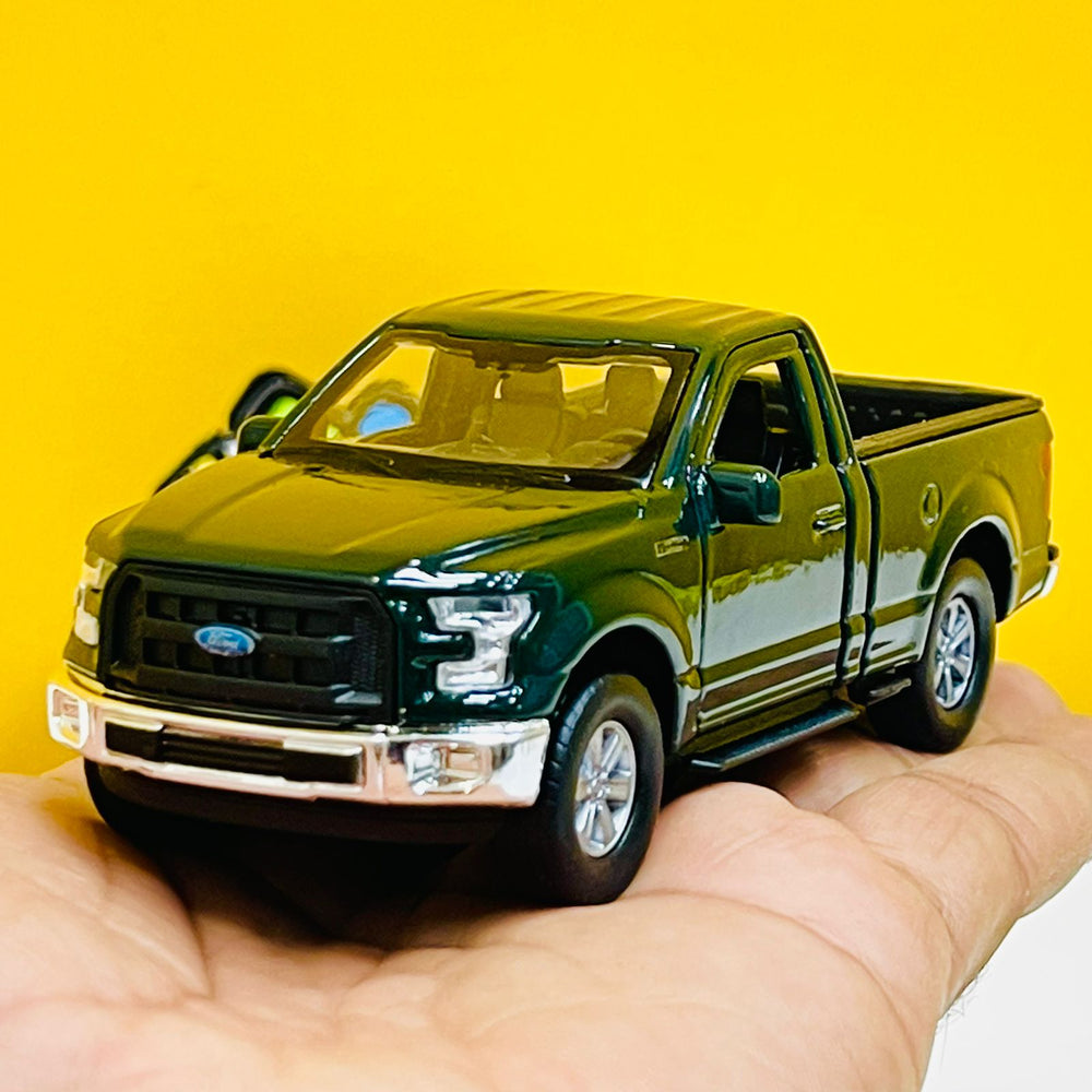 1:36 Ford F150 Truck by WELLY