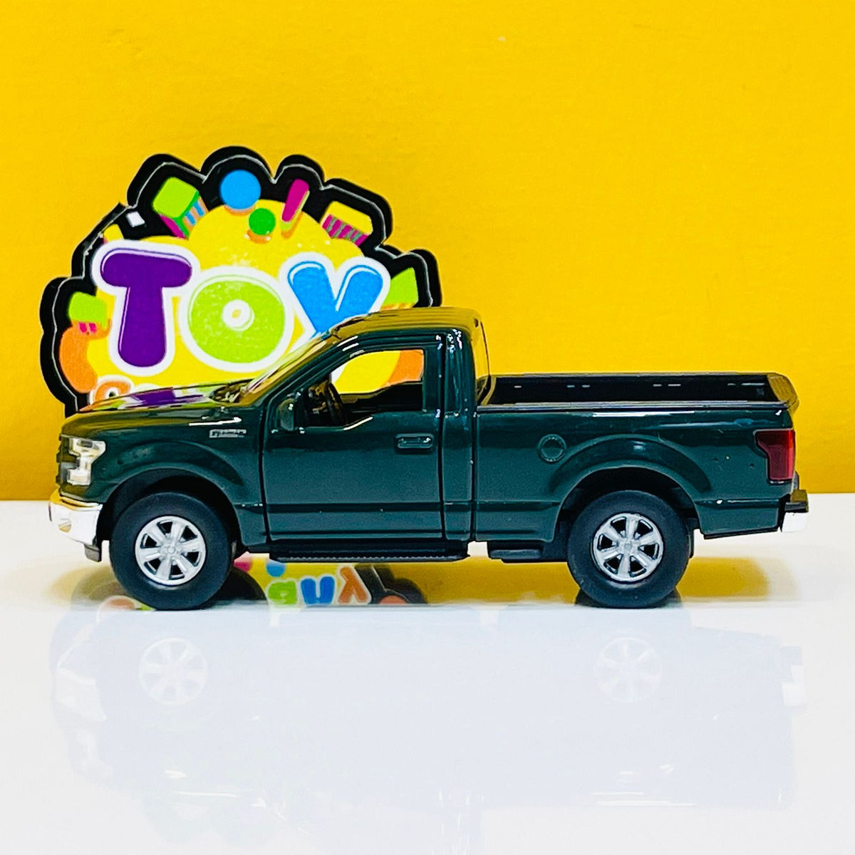 1:36 Ford F150 Truck by WELLY
