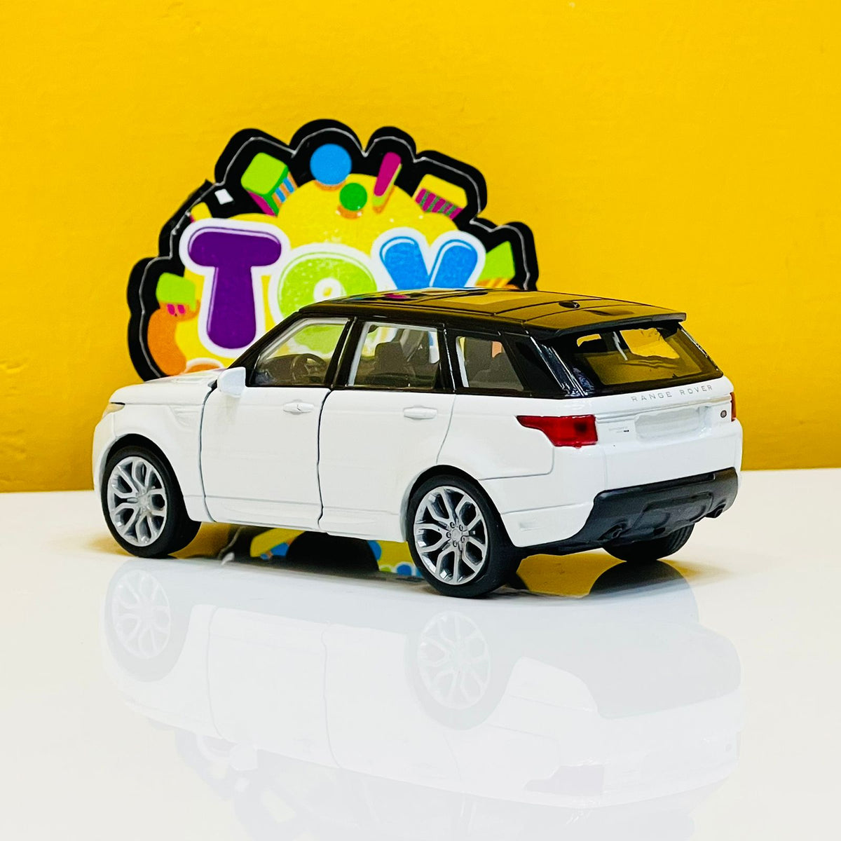 1:36 Range Rover Dynamic Sport by WELLY