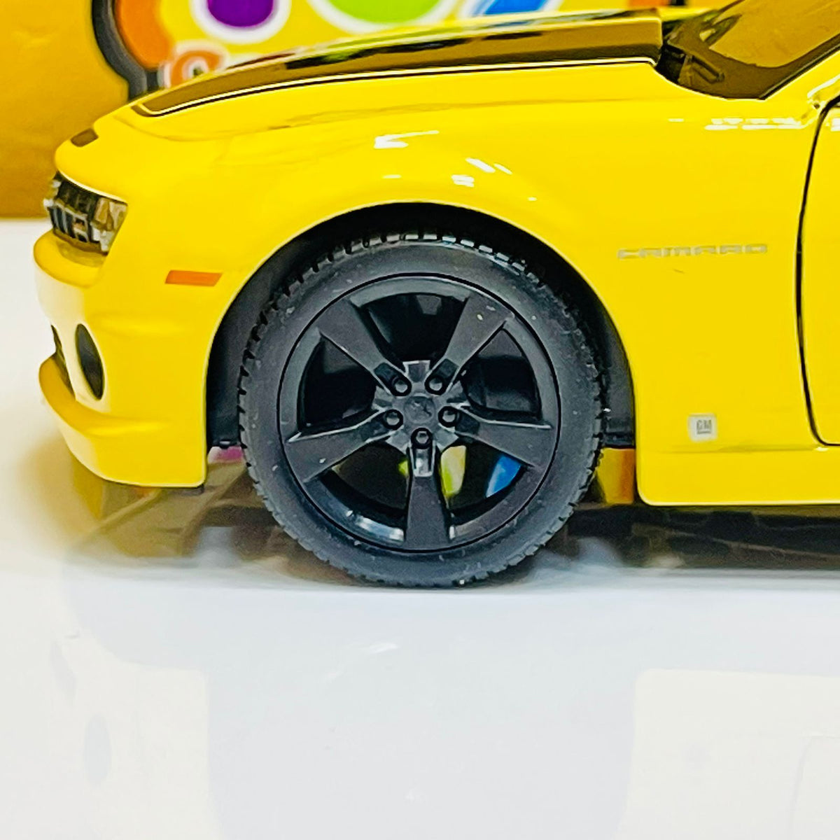 Maisto 1:24 Diecast 2010 Chevy Camaro SS RS