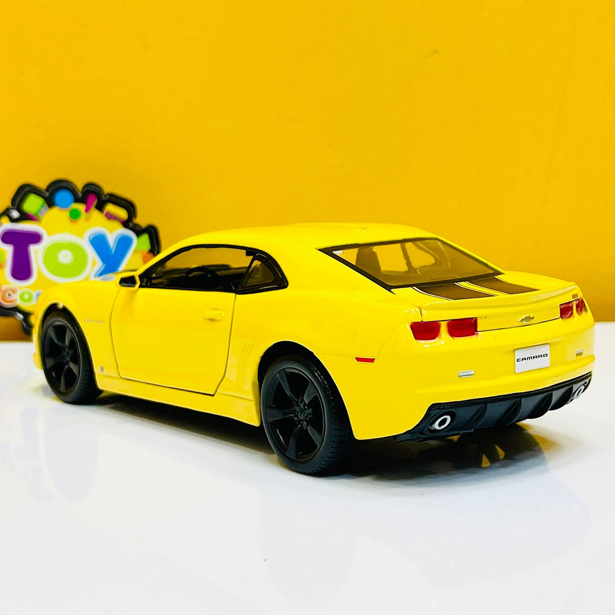 Maisto 1:24 Diecast 2010 Chevy Camaro SS RS